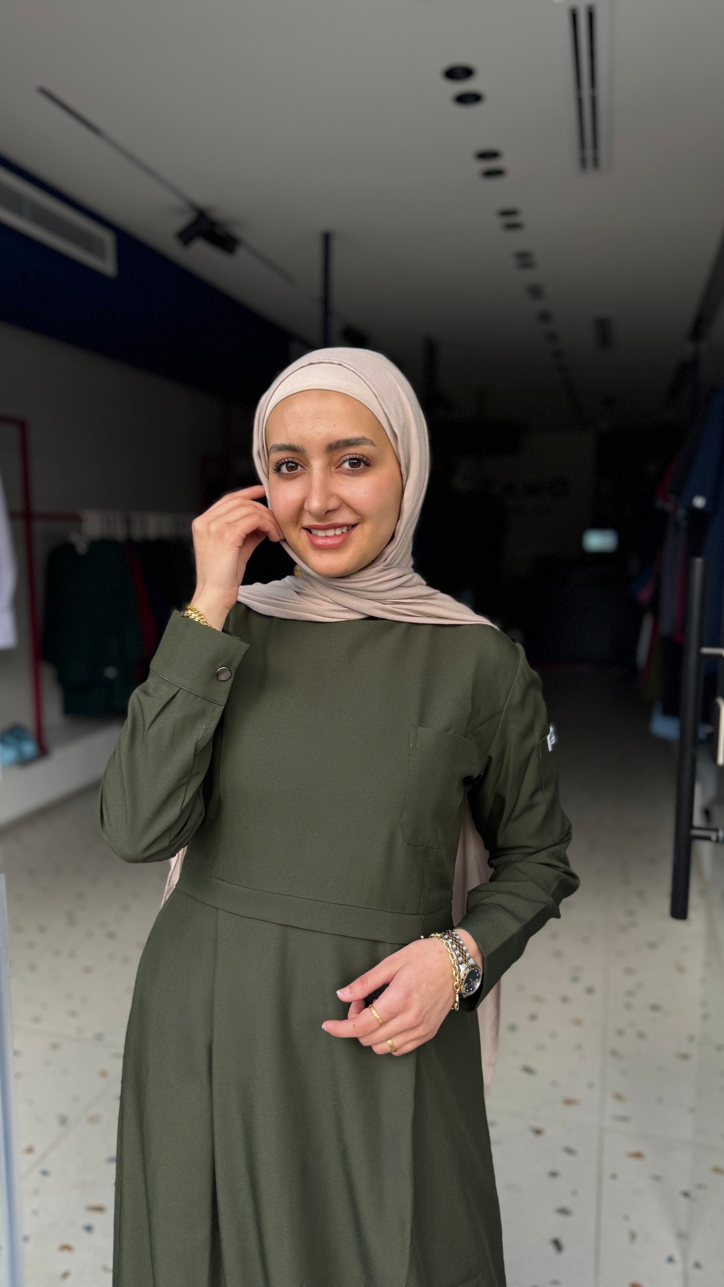 Olive green Scrub Dress Design - flowy & elegant - care strech fabric.