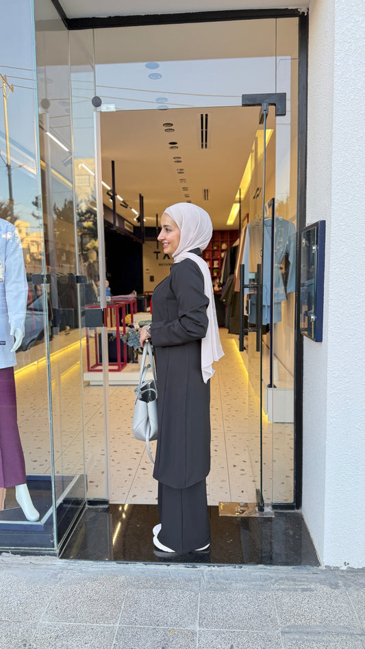 Black Modest fit Polo Scrub Design 105cm – Sleek & Chic